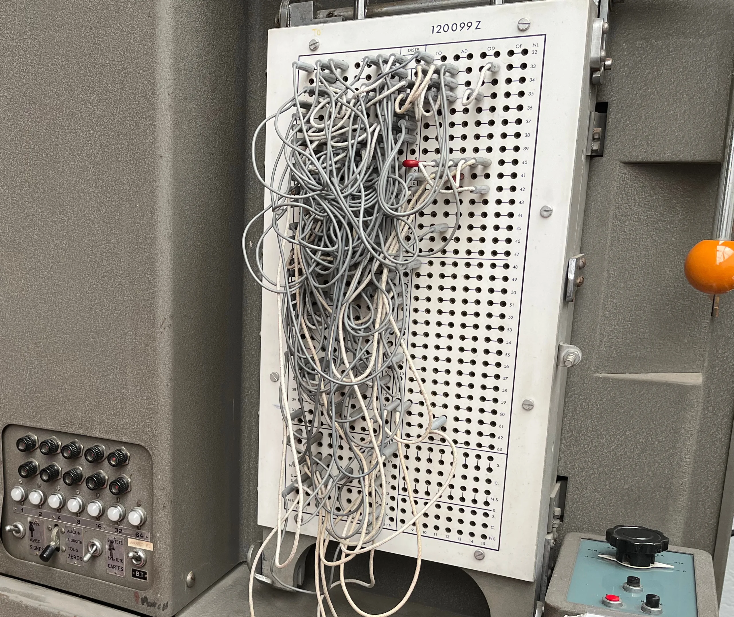Plug board