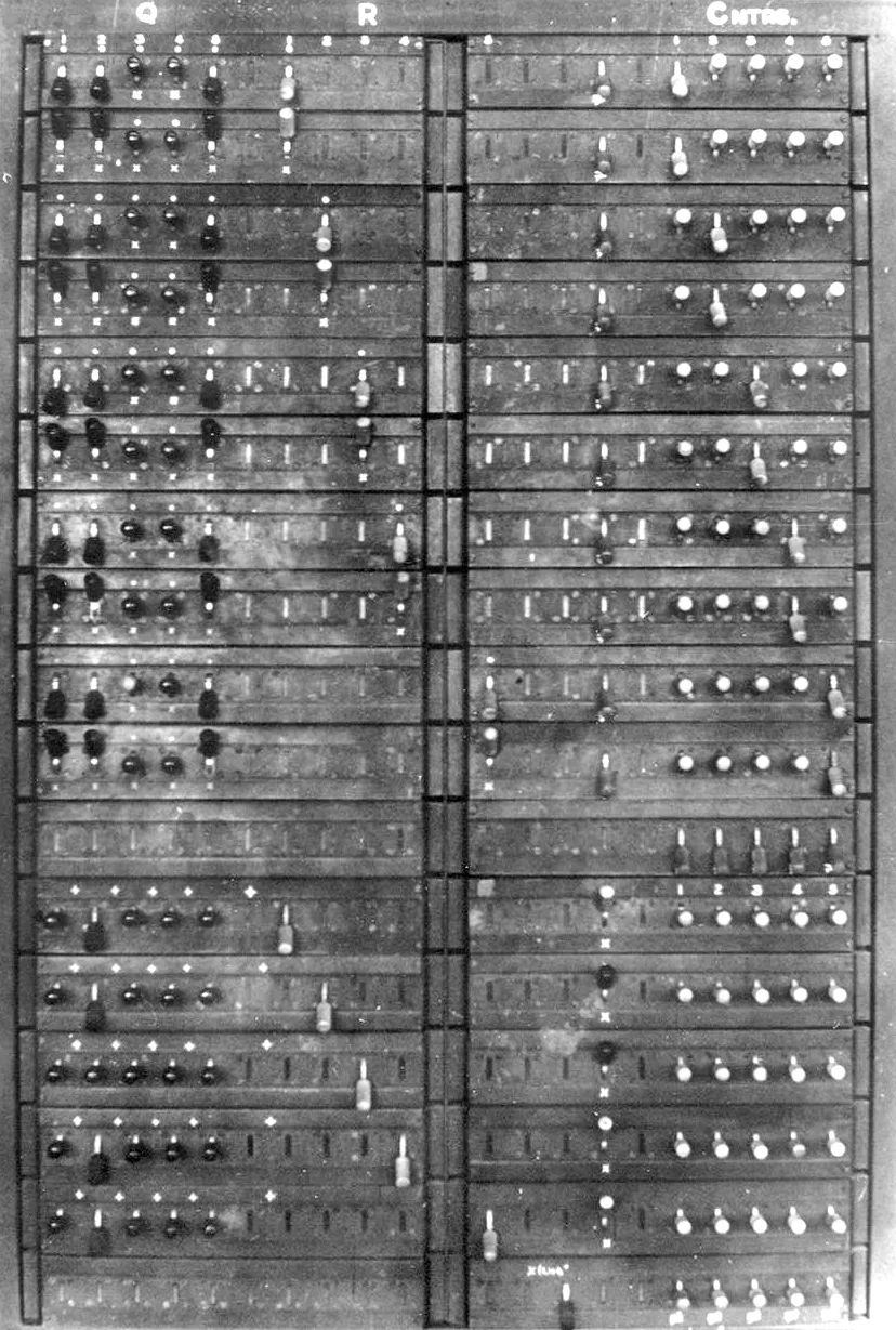 Colossus K2 switch panel showing switches for specifying the algorithm (on the left) and the counters to be selected (on the right)